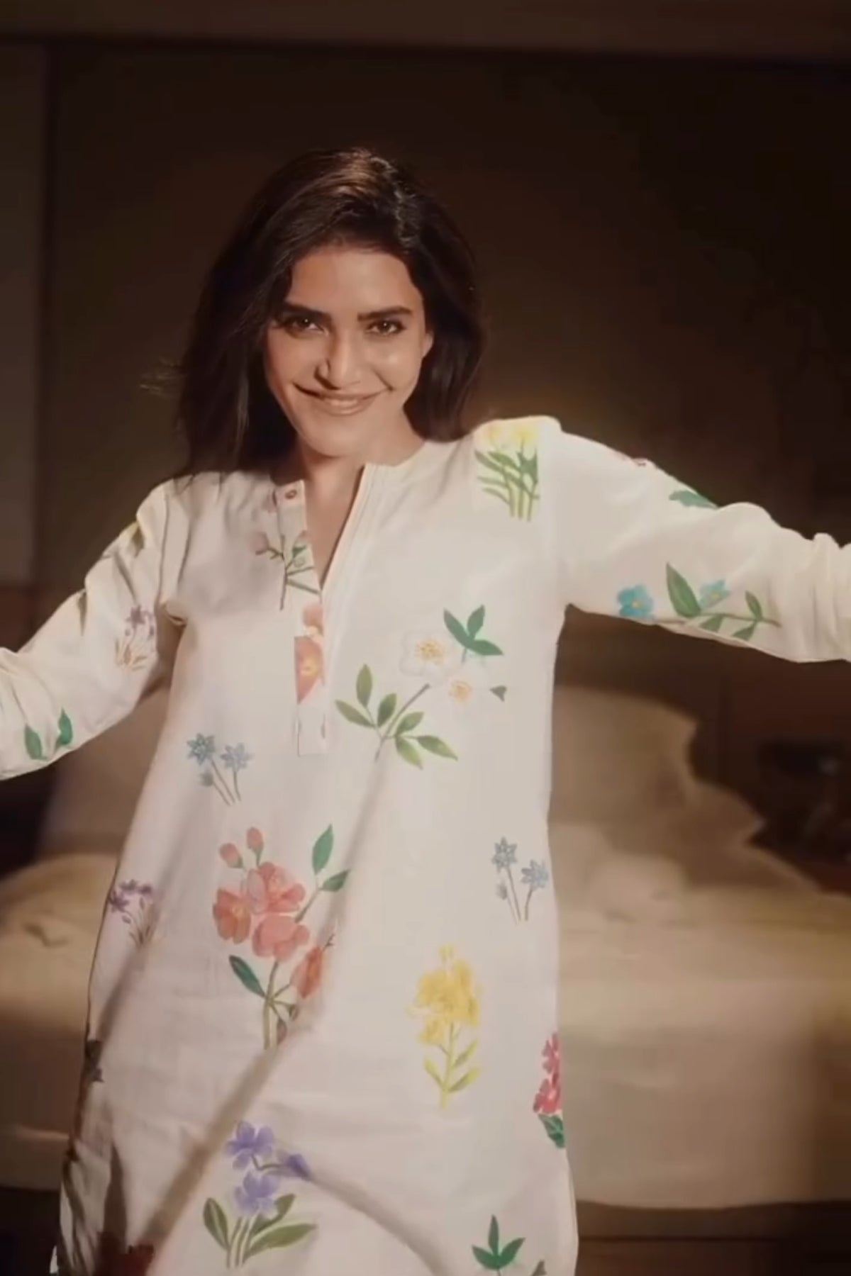 Karishma K Tanna in Amelia Short Kurta Set