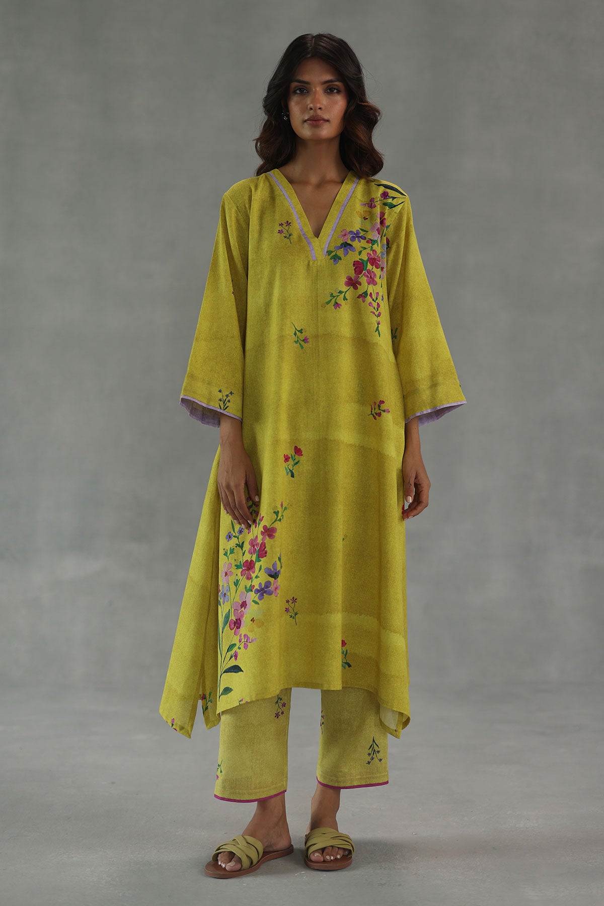 Viola Kurta Set