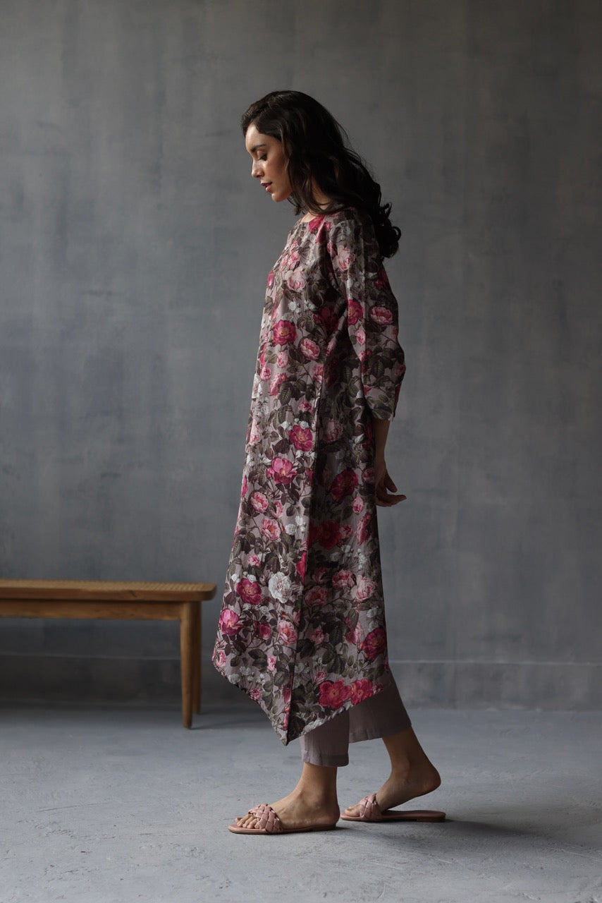 Bouquet of Roses Kurta Set