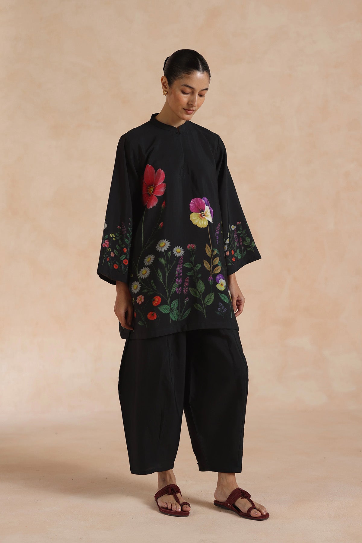 Aria Farshi Set