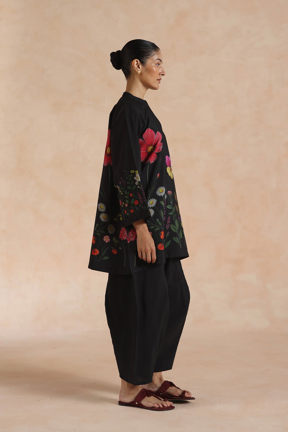 Aria Farshi Set