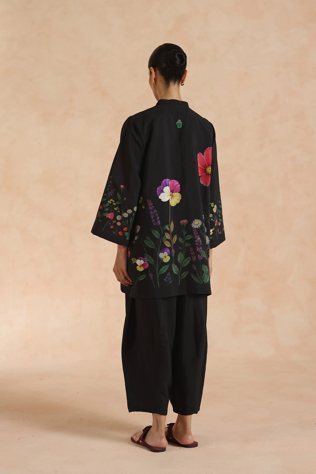 Aria Farshi Set