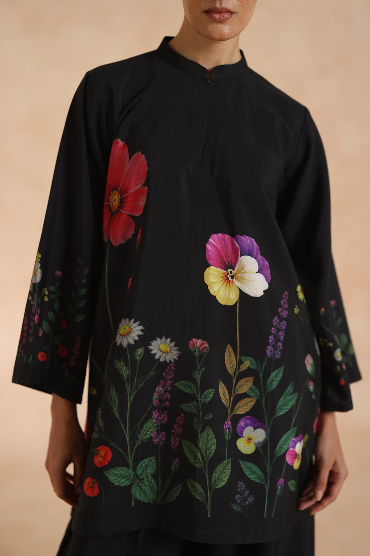 Aria Farshi Set