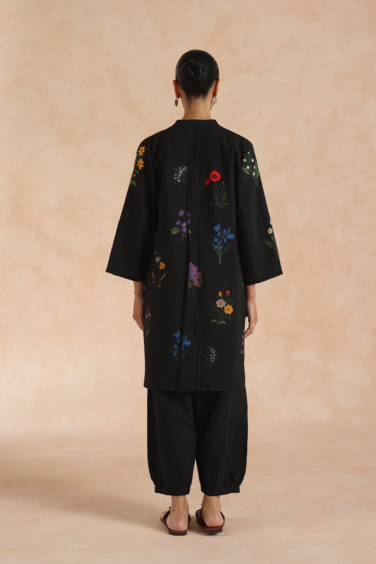 Twila Farshi Set