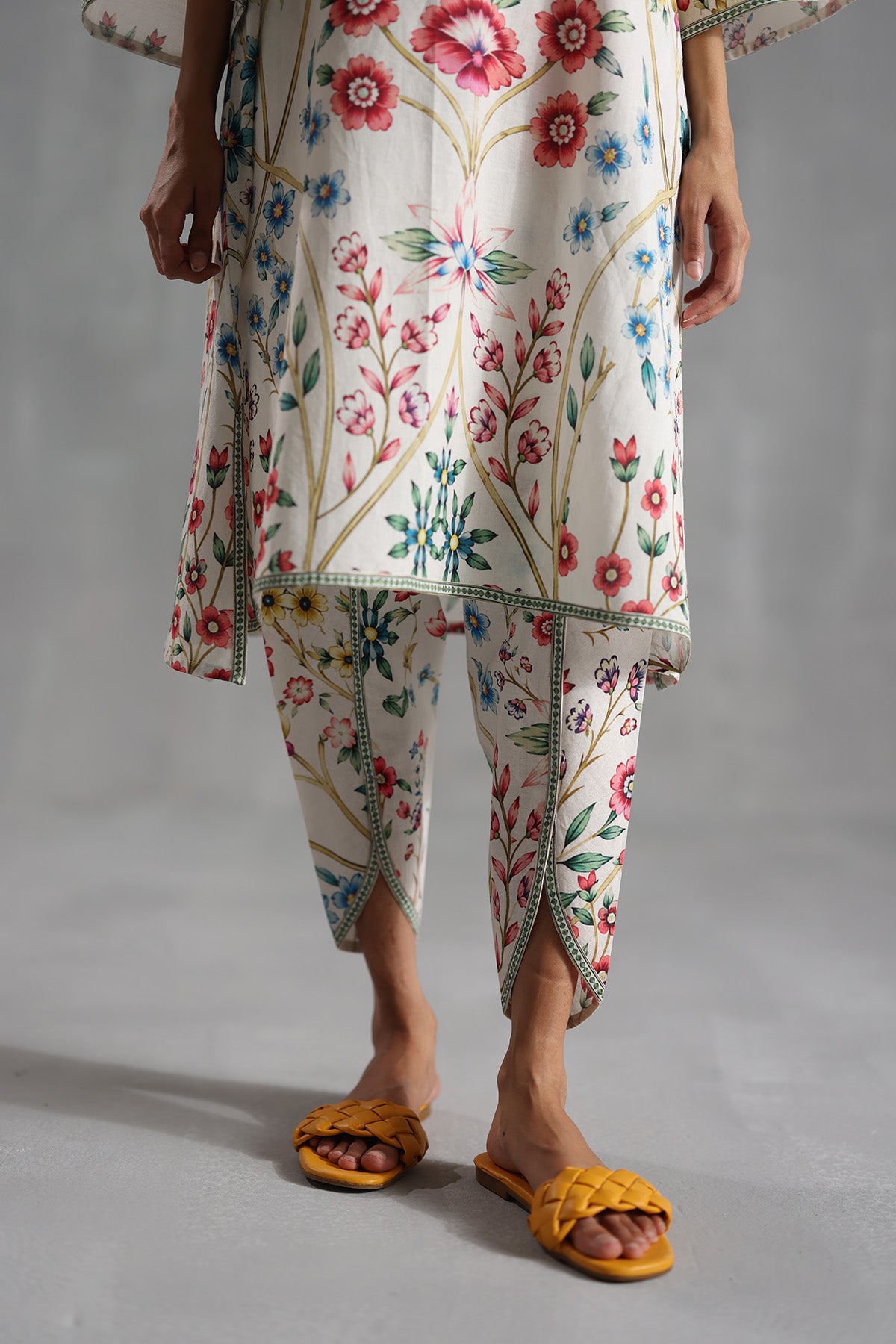 Muse Kurta Set
